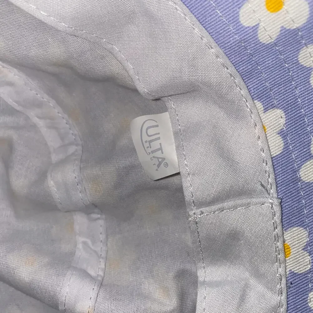Lavender and white daisy print bucket hat from Ulta